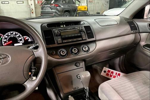 2006 Toyota Camry LE