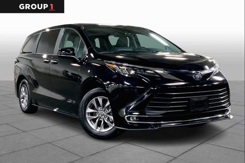 2024 Toyota Sienna XLE 7 Passenger