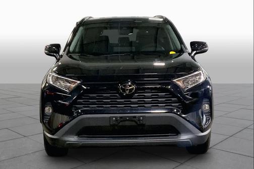 Midnight Black Metallic 2020 Toyota RAV4 XLE