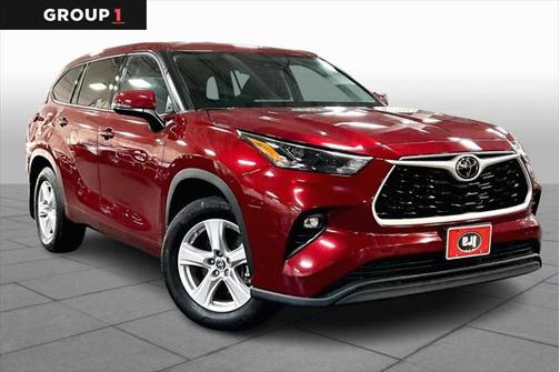 2022 Toyota Highlander LE