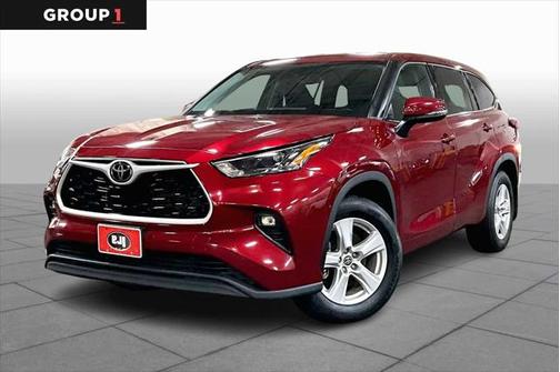 2022 Toyota Highlander LE
