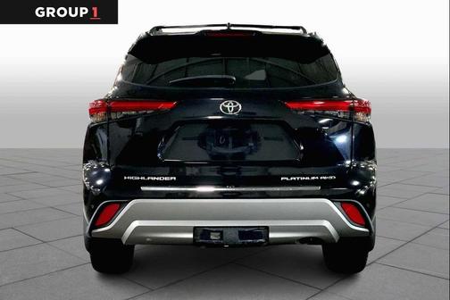 2022 Toyota Highlander Platinum