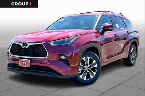 2025 Toyota Highlander XLE