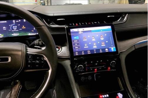 2023 Jeep Grand Cherokee 4xe Overland