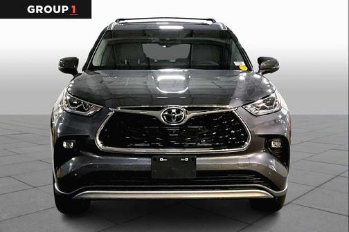 2025 Toyota Highlander Hybrid Platinum
