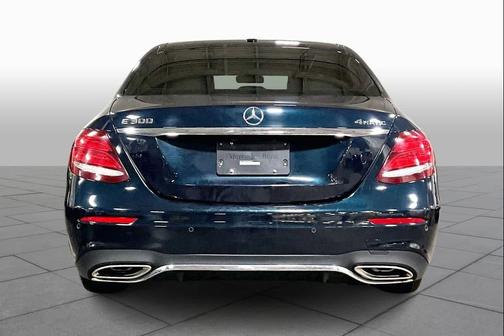 2017 Mercedes-Benz E-Class 4MATIC