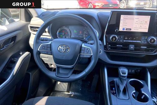 2023 Toyota Highlander Hybrid LE