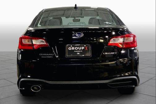 Crystal Black Silica 2018 Subaru Legacy Limited