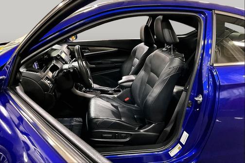 Still Night Pearl 2017 Honda Accord EX-L