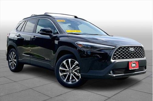 2025 Toyota Corolla Cross XLE