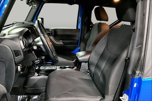 Hydro Blue Pearlcoat 2016 Jeep Wrangler Willys Wheeler