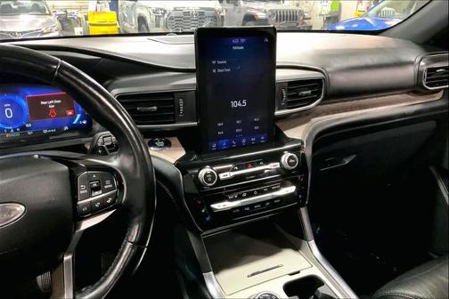 2021 Ford Explorer Platinum