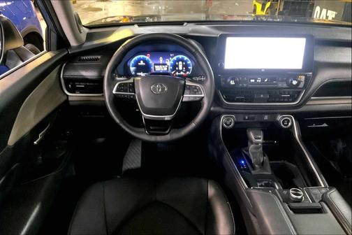 2025 Toyota Grand Highlander Platinum