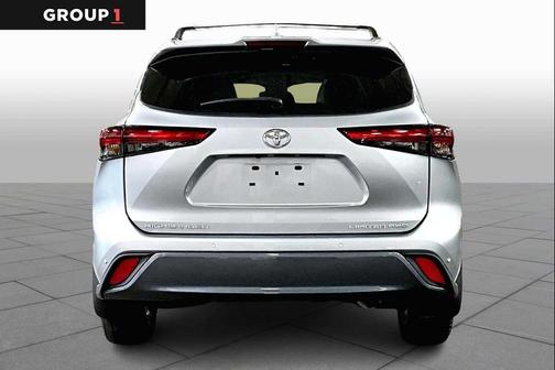 2022 Toyota Highlander Limited