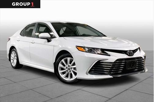 2022 Toyota Camry LE