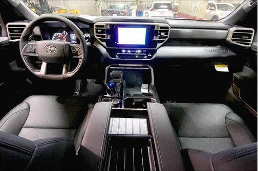 2025 Toyota Tundra SR5