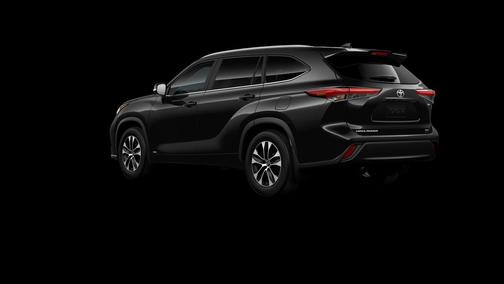 Black 2026 Toyota Highlander Hybrid XLE