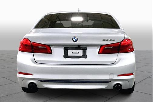 2018 BMW 530e xDrive iPerformance