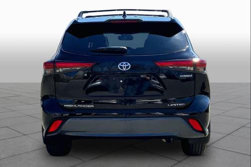 Midnight Black Metallic 2023 Toyota Highlander Hybrid Limited