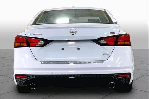 Gray Sky Pearl 2023 Nissan Altima SR Intelligent AWD