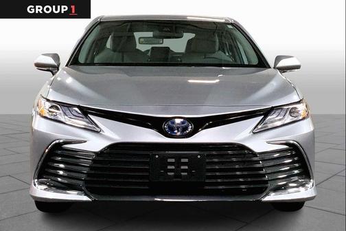 2024 Toyota Camry Hybrid XLE