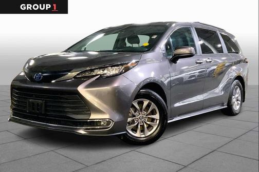 2023 Toyota Sienna XLE 7 Passenger