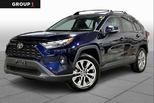 2023 Toyota RAV4 XLE Premium