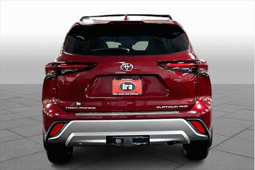2025 Toyota Highlander Platinum