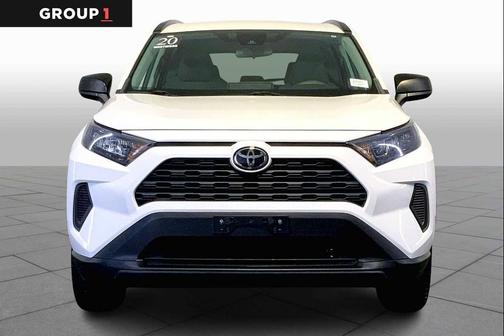 2020 Toyota RAV4 LE