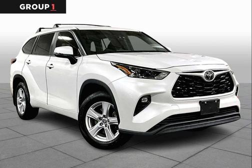 2023 Toyota Highlander LE
