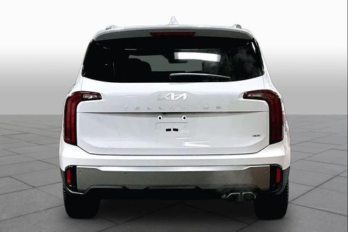 Glacial White Pearl 2025 Kia Telluride S