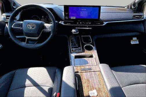 Ruby Flare Pearl 2026 Toyota Sienna Platinum