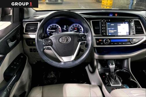 2016 Toyota Highlander Limited Platinum