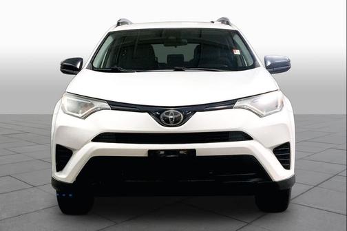 Super White 2017 Toyota RAV4 LE