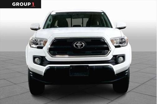 2017 Toyota Tacoma SR5
