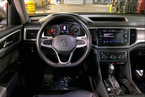 2021 Volkswagen Atlas 3.6L SE w/Technology