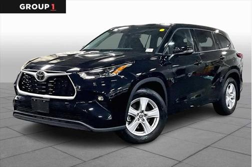 2022 Toyota Highlander LE