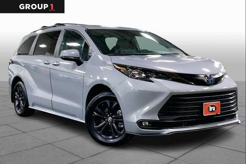 Cement 2024 Toyota Sienna Woodland Edition