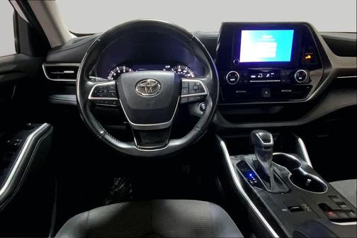 Wind Chill Pearl 2023 Toyota Highlander LE