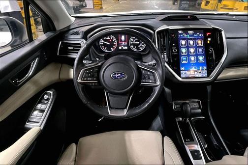 Crystal White Pearl 2023 Subaru Ascent Limited 7-Passenger