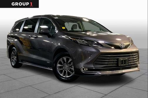 2021 Toyota Sienna XLE 7 Passenger