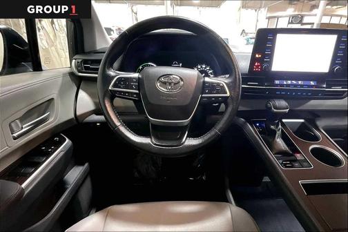 2021 Toyota Sienna XLE 7 Passenger