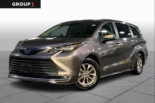 2021 Toyota Sienna XLE 7 Passenger