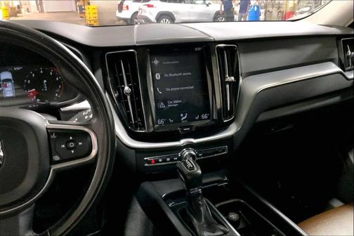 2018 Volvo XC60 T6 Momentum