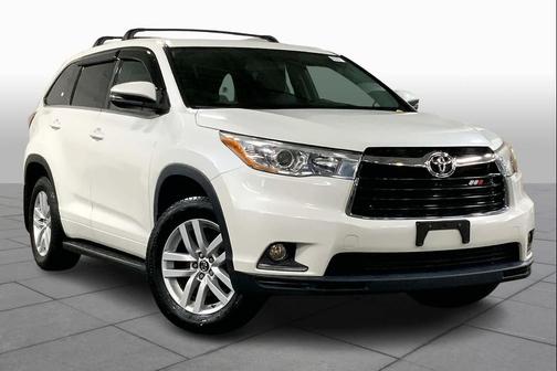 2016 Toyota Highlander LE