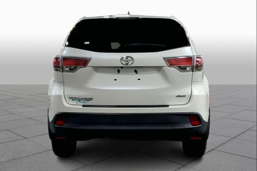 2016 Toyota Highlander LE
