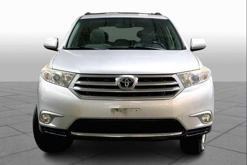 2011 Toyota Highlander SE