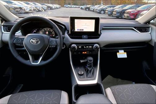 2025 Toyota RAV4 Hybrid XLE