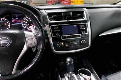 2017 Nissan Altima 2.5 SR