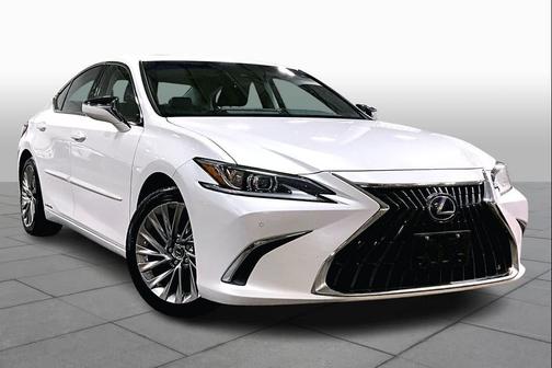 2022 Lexus ES 300h Luxury
